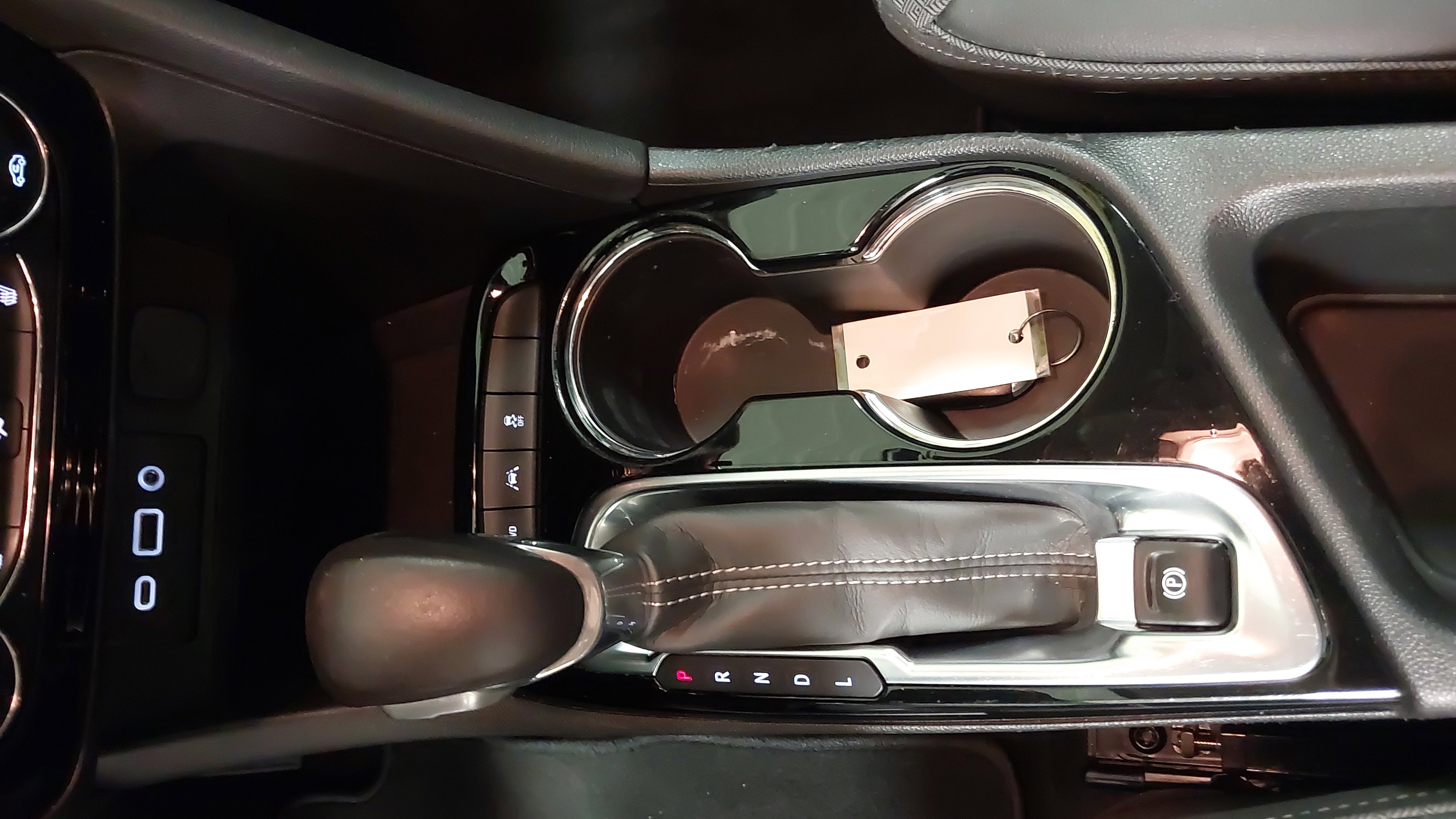 Used 2022 Buick Encore GX Select w/ Sport Touring Package image 21