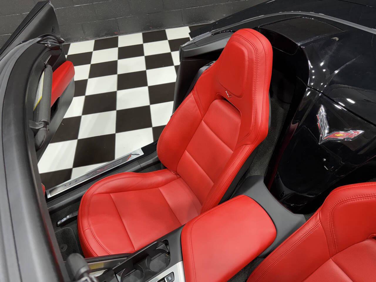 Used 2017 Chevrolet Corvette Grand Sport image 32