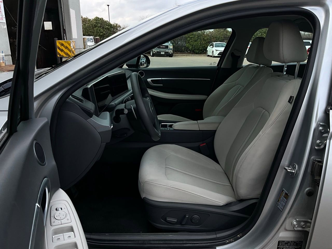 Used 2025 Hyundai Sonata SEL image 10