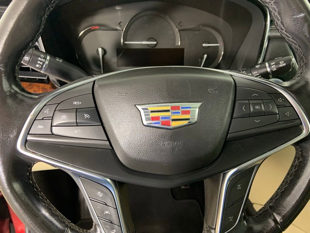 Used 2018 Cadillac XT5 Luxury w/ Driver Awareness Package FWD image 32