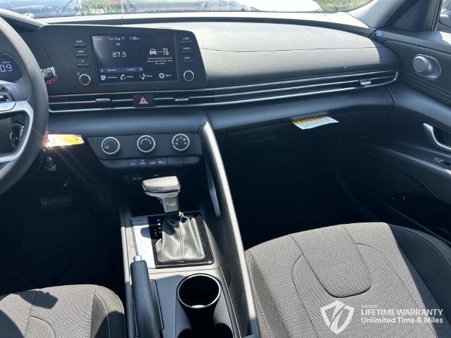 New 2026 Hyundai Elantra SE FWD image 14