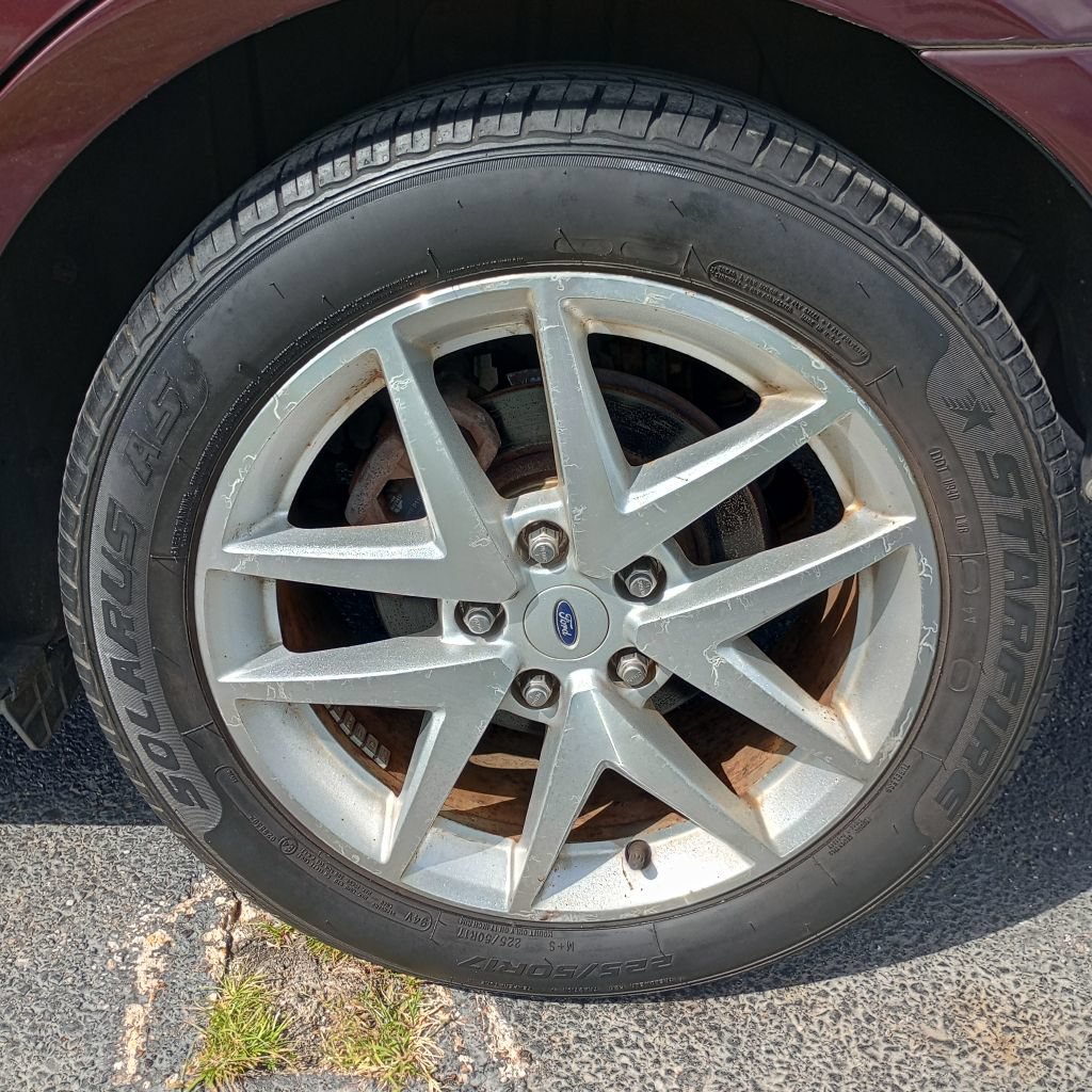 Used 2011 Ford Fusion SEL w/ 302A Rapid Spec Order Code FWD image 25