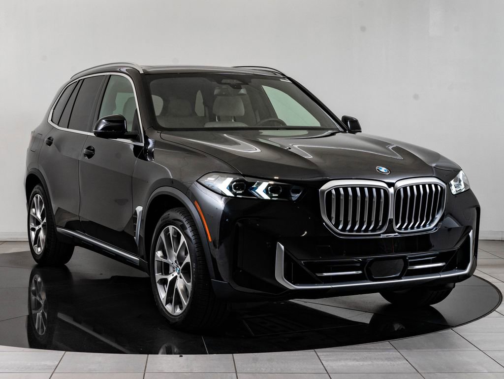 Used 2024 BMW X5 xDrive40i w/ Premium Package image 12