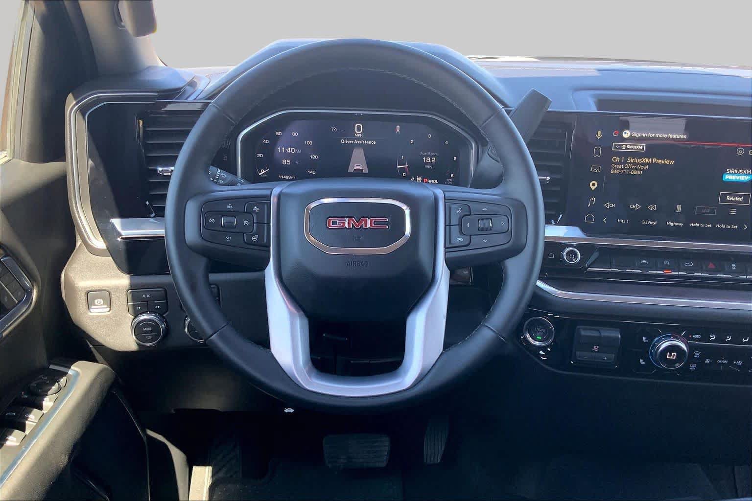 Used 2026 GMC Sierra 1500 SLT AWD/4WD image 5