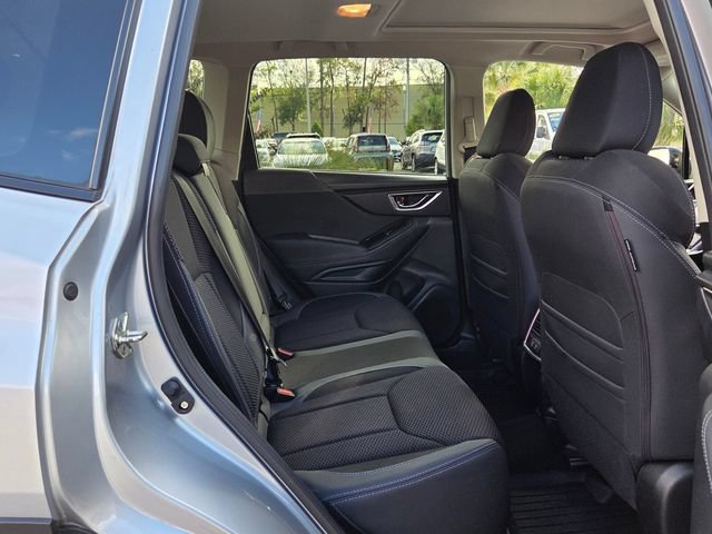 Used 2019 Subaru Forester Premium AWD/4WD image 17