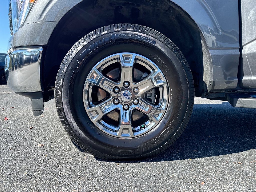 Used 2023 Ford F150 Lariat w/ Trailer Tow Package AWD/4WD image 27