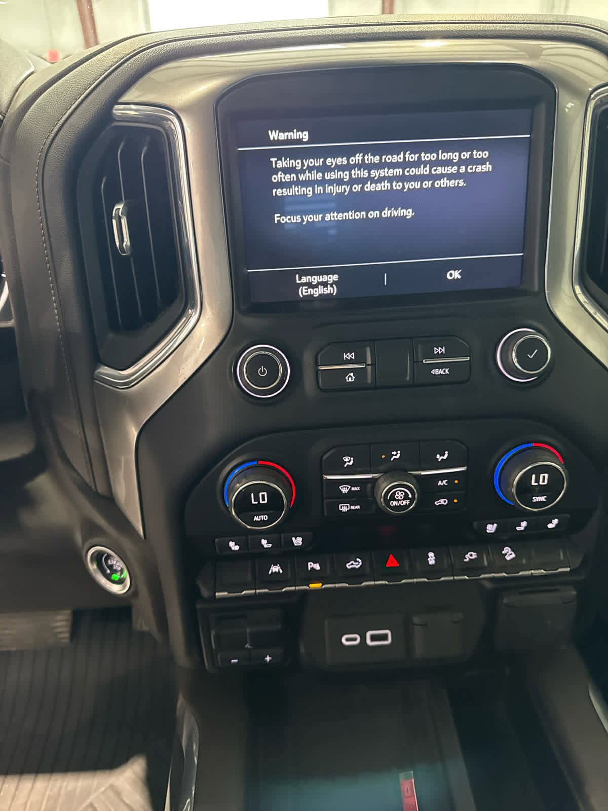 Used 2022 Chevrolet Silverado 1500 LTZ w/ LTZ Premium Package image 16