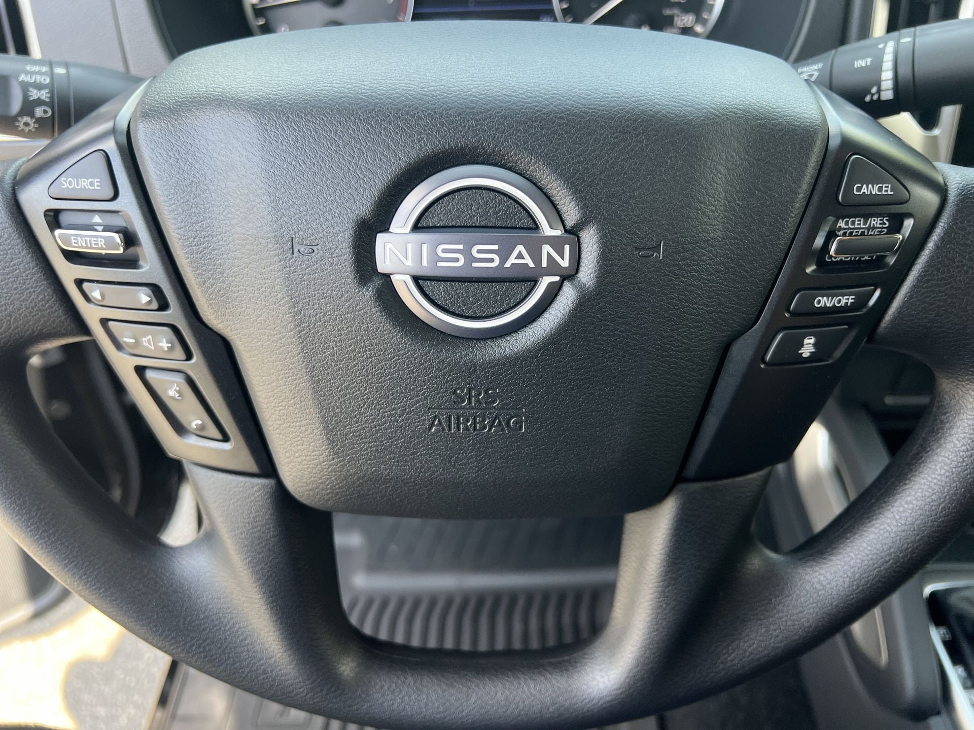 New 2026 Nissan Frontier SV w/ Tow Package AWD/4WD image 9