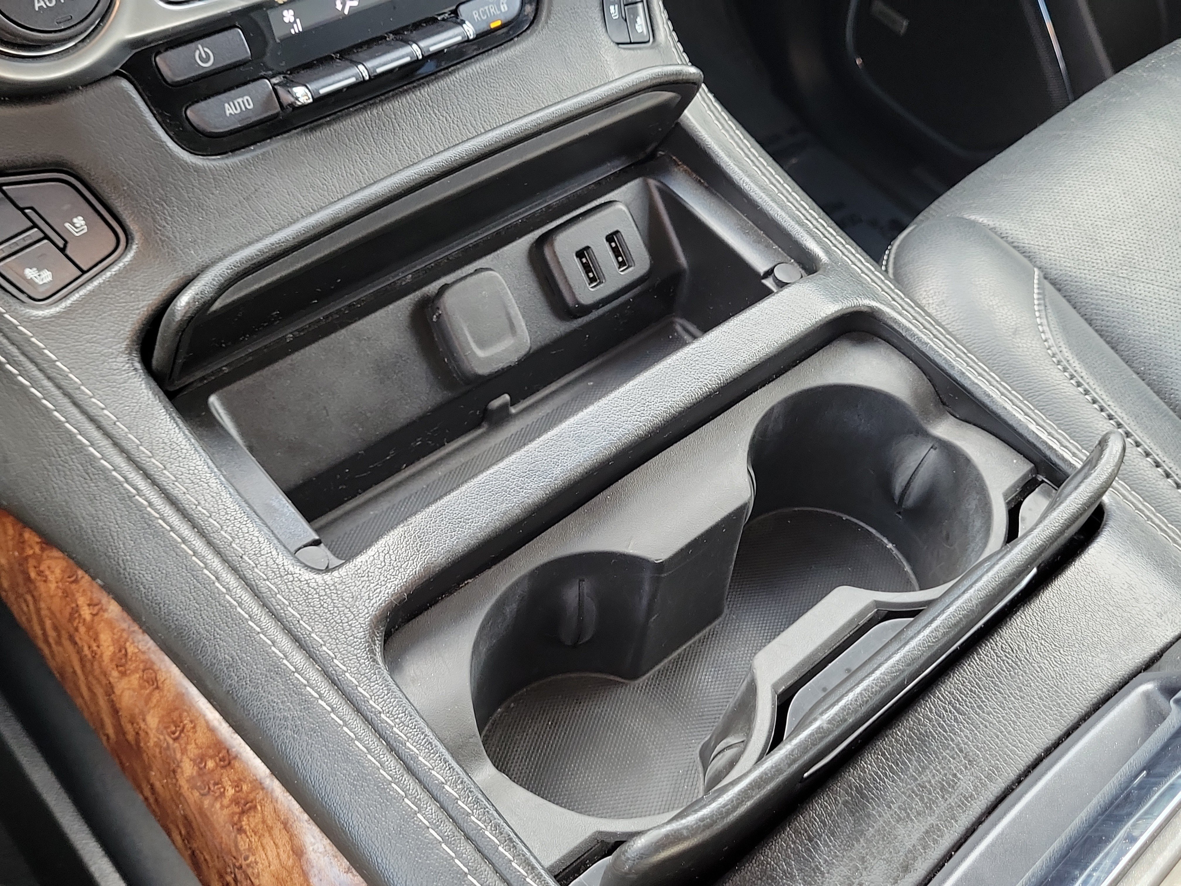 Used 2019 Chevrolet Tahoe Premier RWD image 35