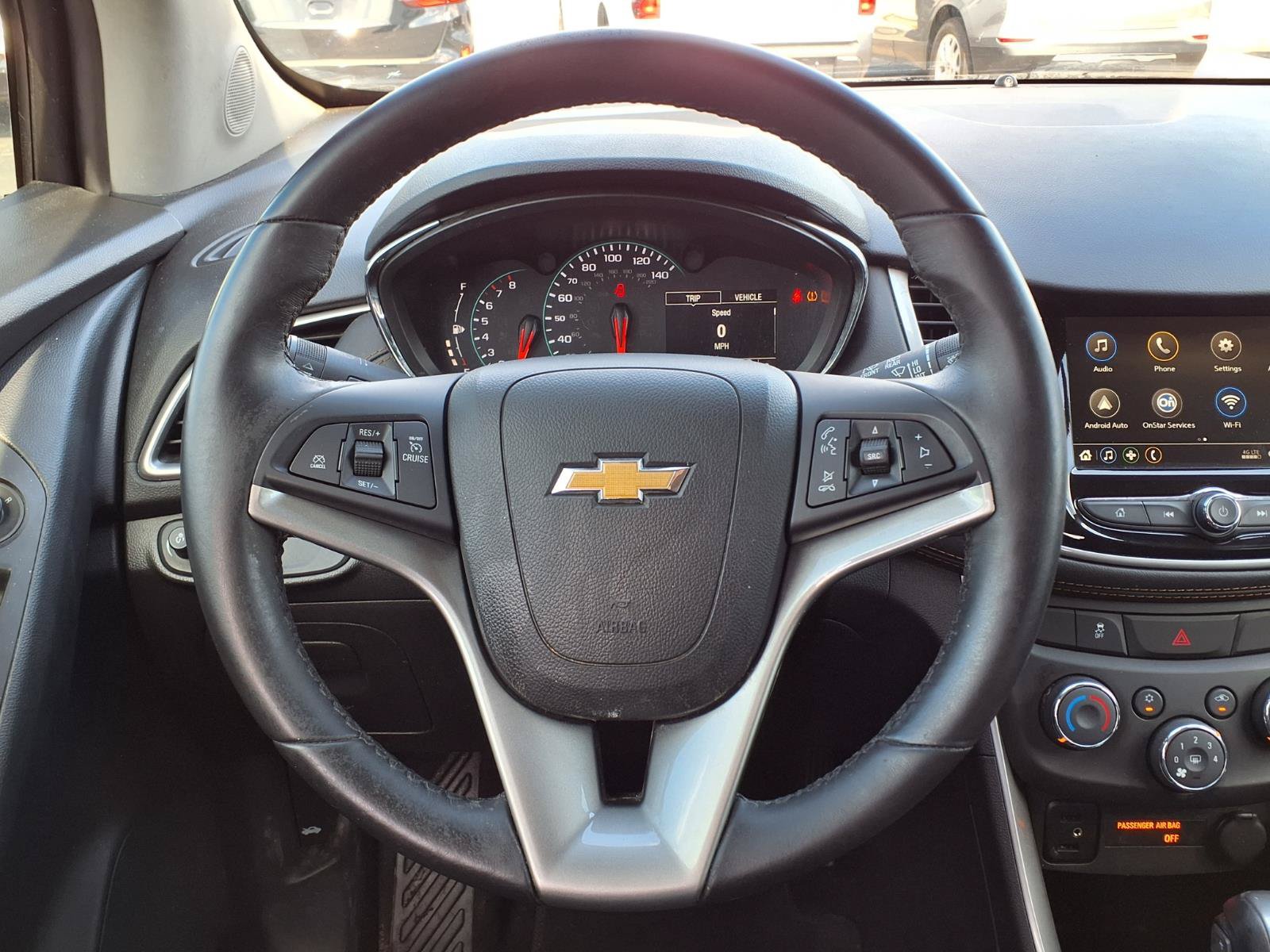 Used 2019 Chevrolet Trax LT w/ LT Convenience Package FWD image 19