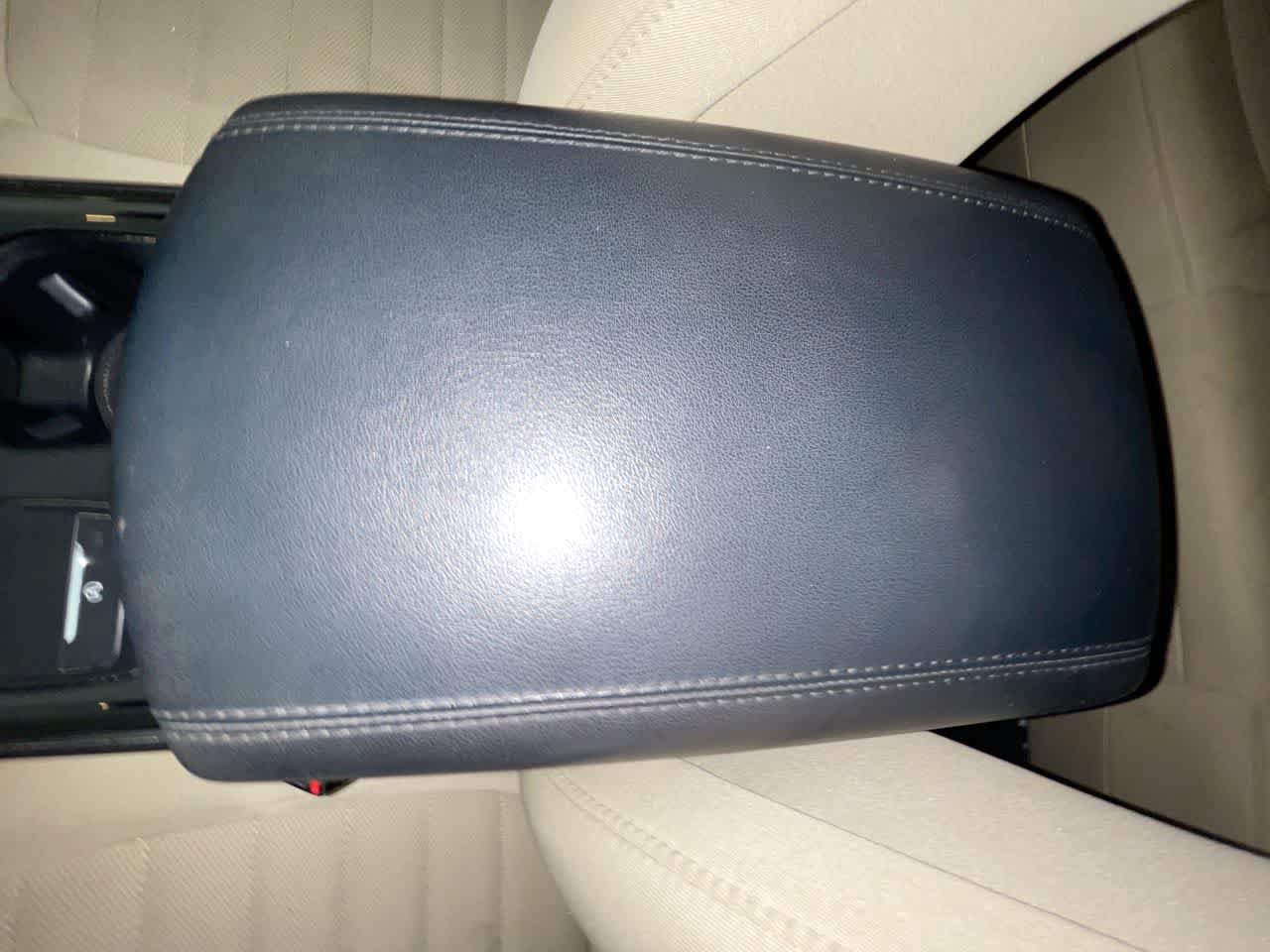 Used 2020 Ford Edge SE AWD/4WD image 21