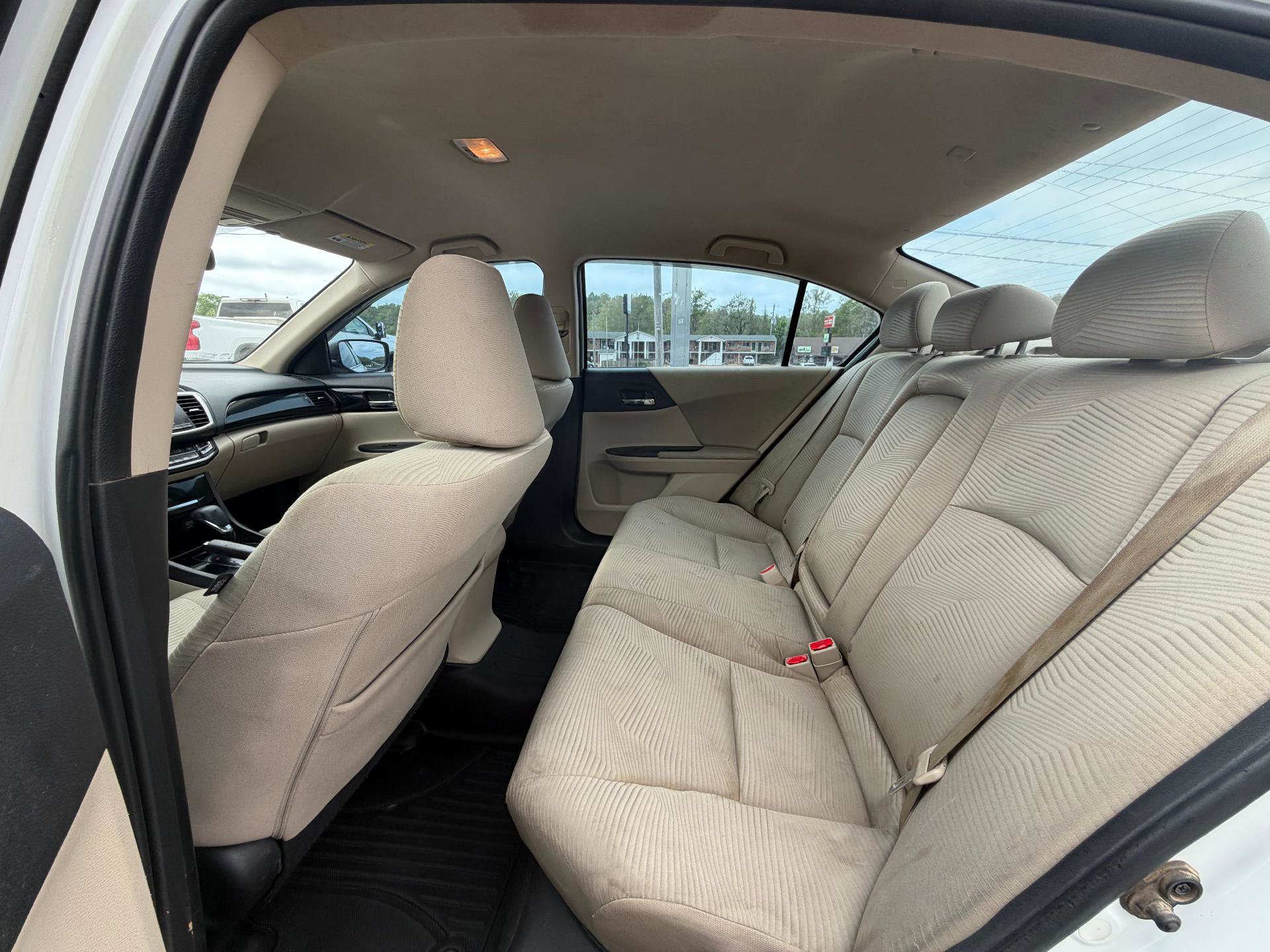 Used 2017 Honda Accord LX image 9