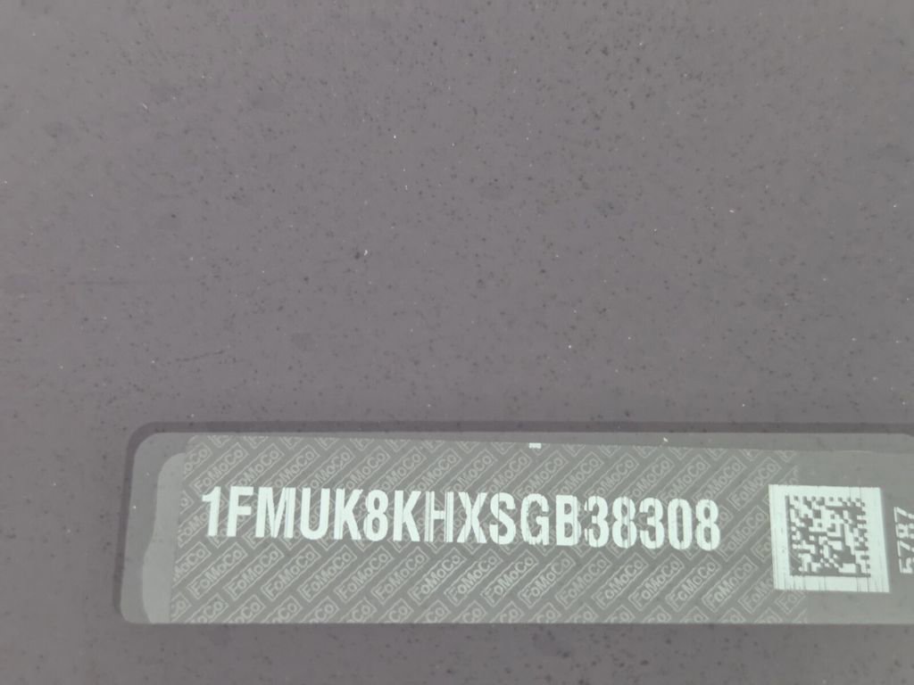 Used 2025 Ford Explorer ST-Line w/ ST-Line Street Pack image 29