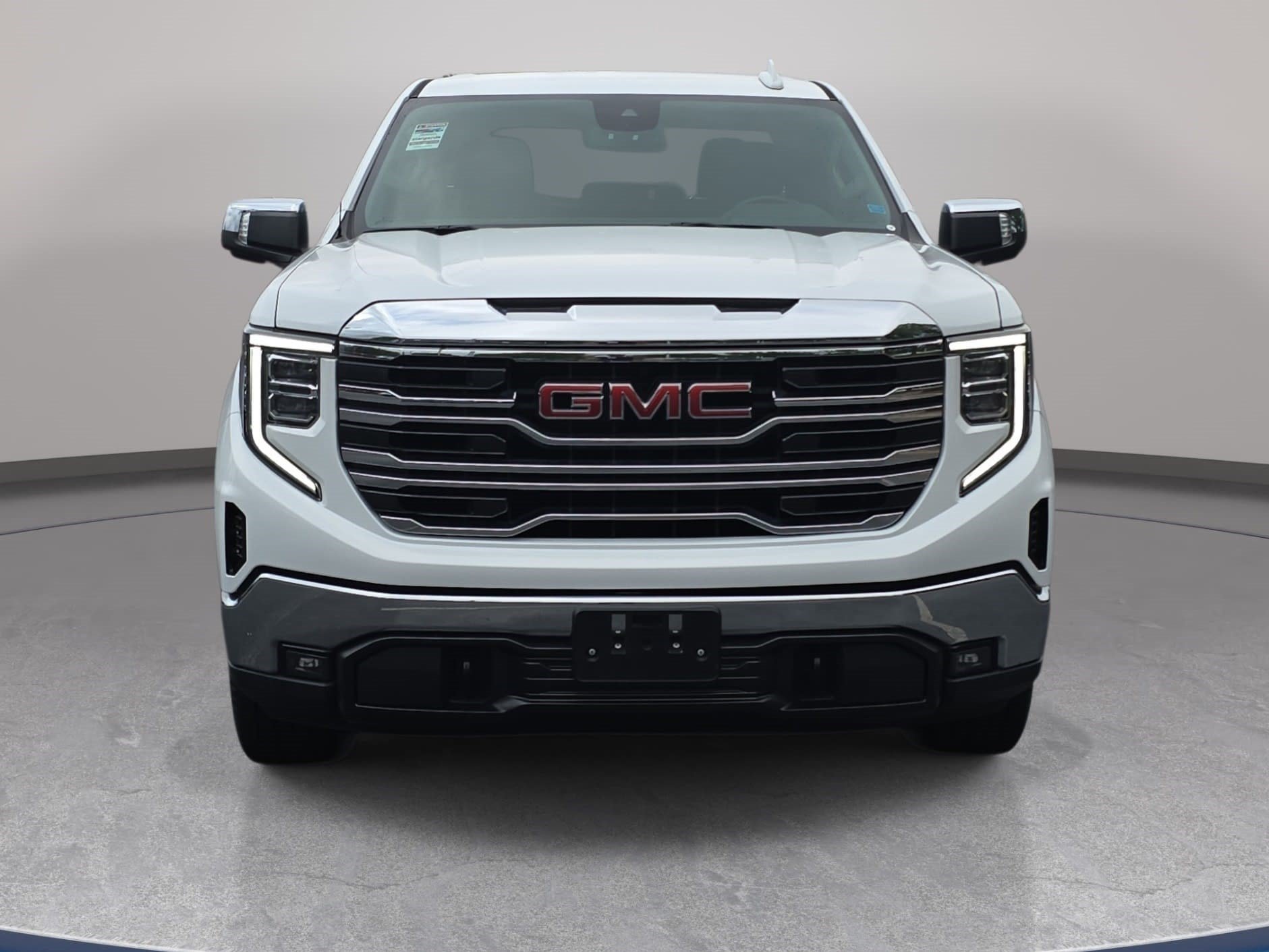 Used 2023 GMC Sierra 1500 SLT w/ SLT Premium Package AWD/4WD image 2