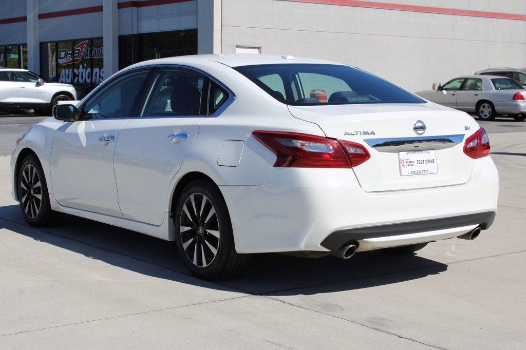 Used 2018 Nissan Altima 2.5 SV image 5