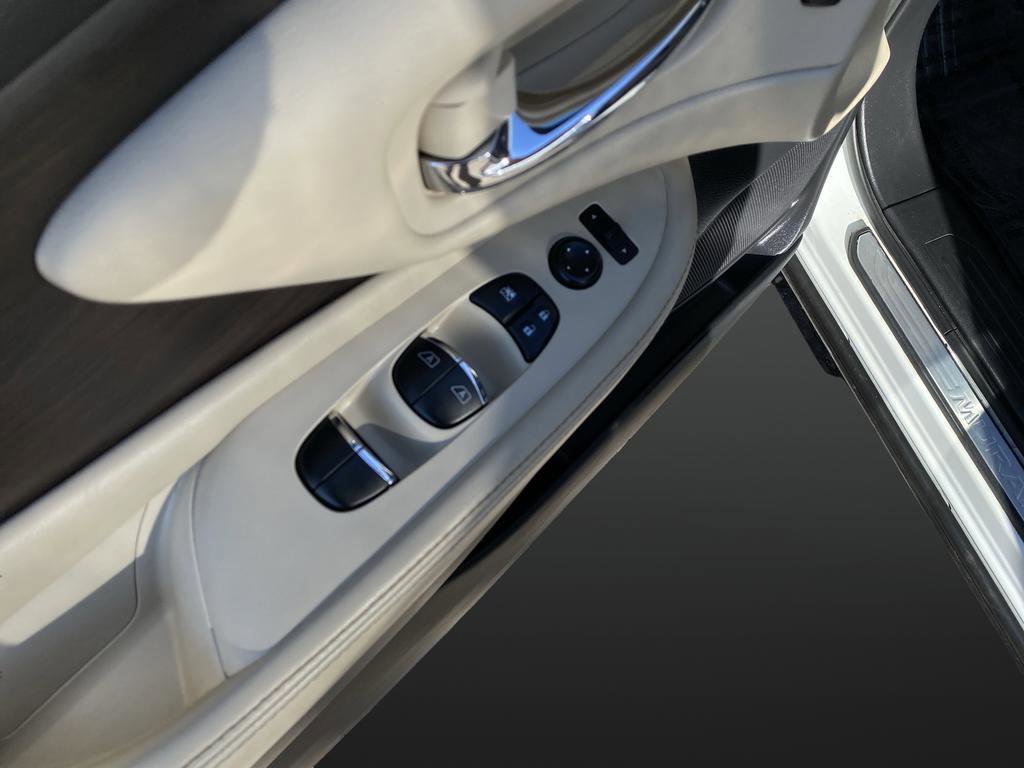 Used 2023 Nissan Murano Platinum image 37