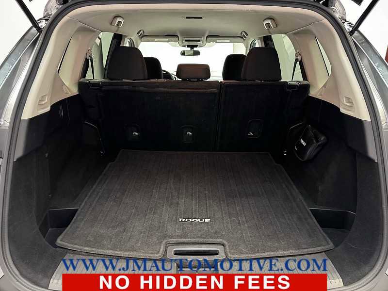 Used 2021 Nissan Rogue S image 17