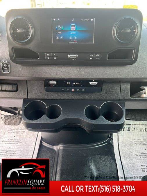 Used 2023 Mercedes-Benz Sprinter 2500 w/ Acoustic Package image 36