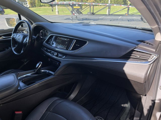 Used 2019 Buick Enclave Essence AWD/4WD image 29