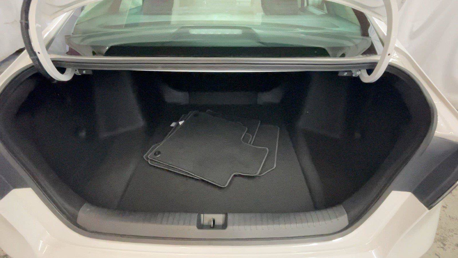 Used 2025 Honda Accord SE image 22