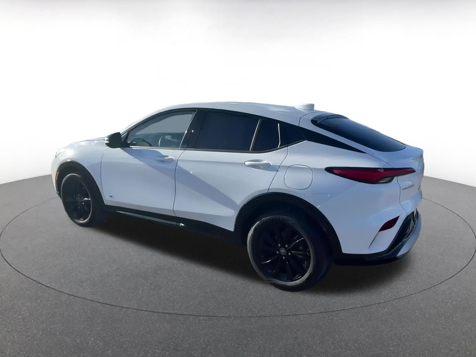 Used 2025 Buick Envista Sport Touring image 10