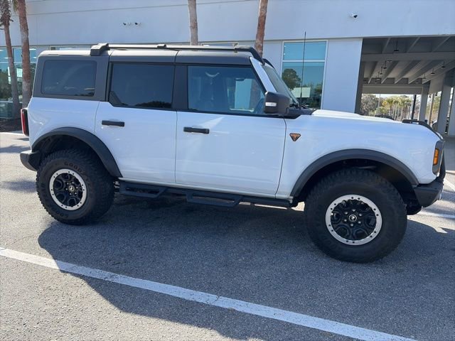 Used 2023 Ford Bronco Badlands w/ Sasquatch Package image 2