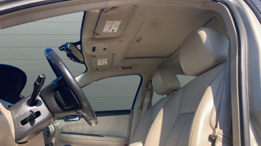 Used 2011 Chevrolet Impala LT w/ Luxury Edition Package image 24