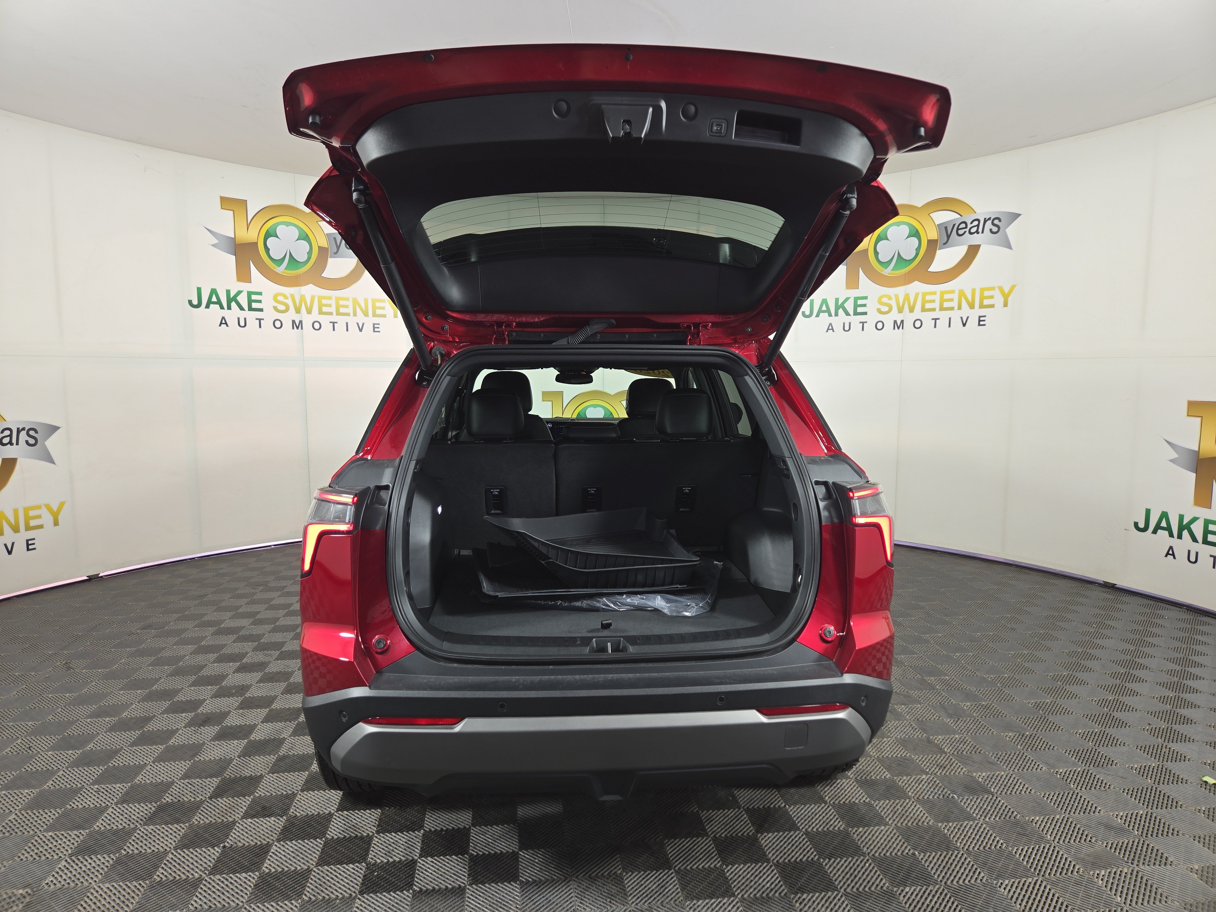 Certified 2026 Chevrolet Equinox LT w/ Convenience Package II FWD image 32