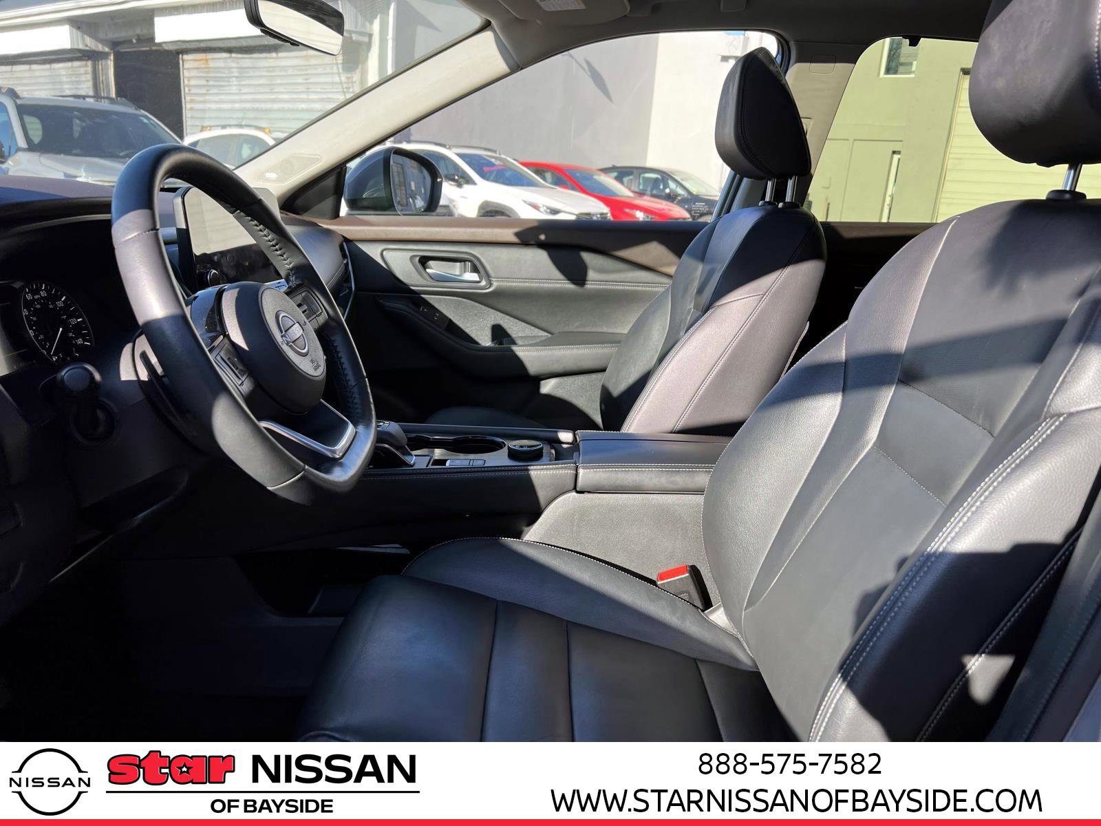 Used 2023 Nissan Rogue SL w/ SL Premium Package image 18