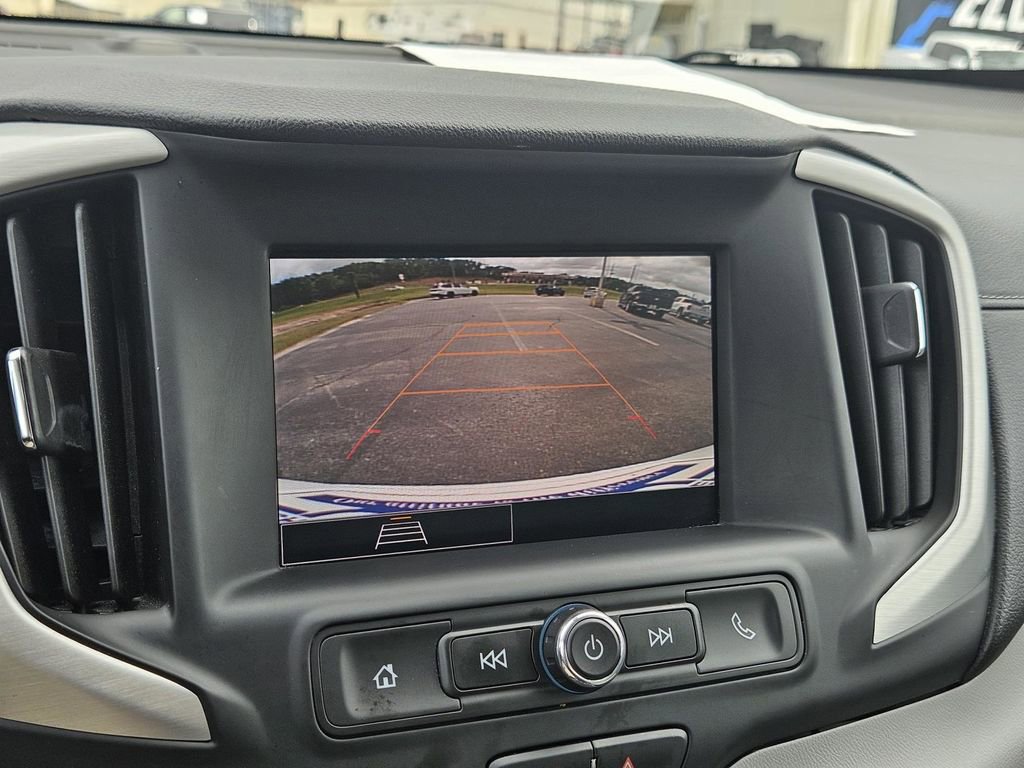 Used 2024 GMC Terrain SLE FWD image 21