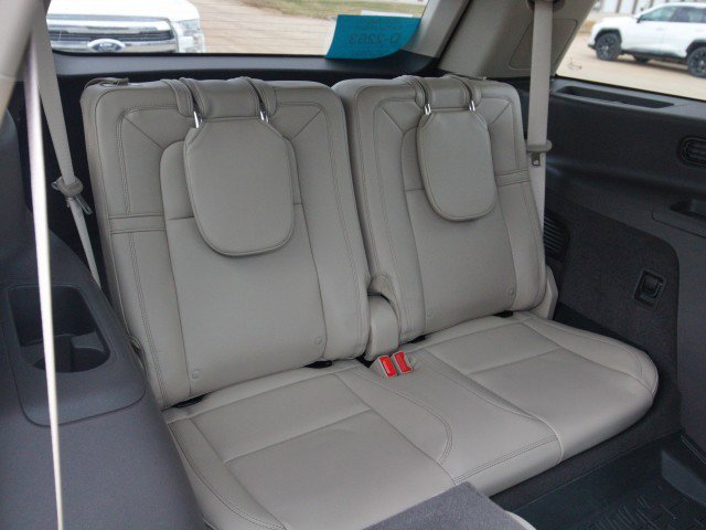 Used 2022 Lincoln Aviator Reserve w/ Equipment Group 201A image 38