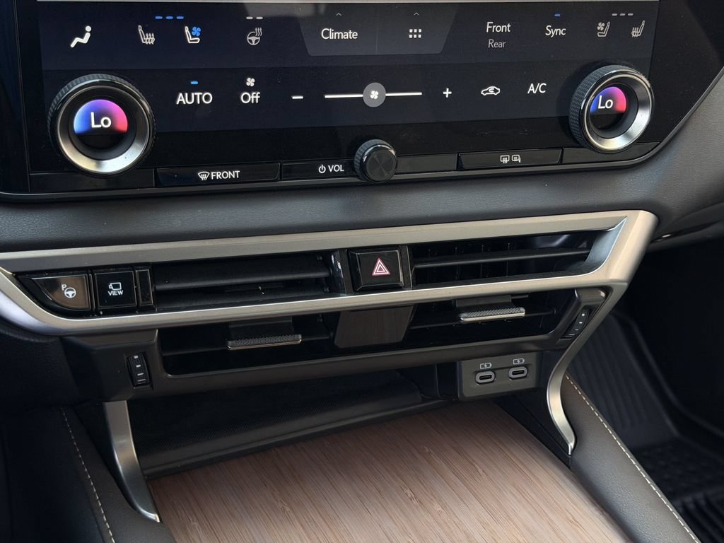 Used 2023 Lexus RX 350 w/ Accessory Package (2T) AWD/4WD image 20