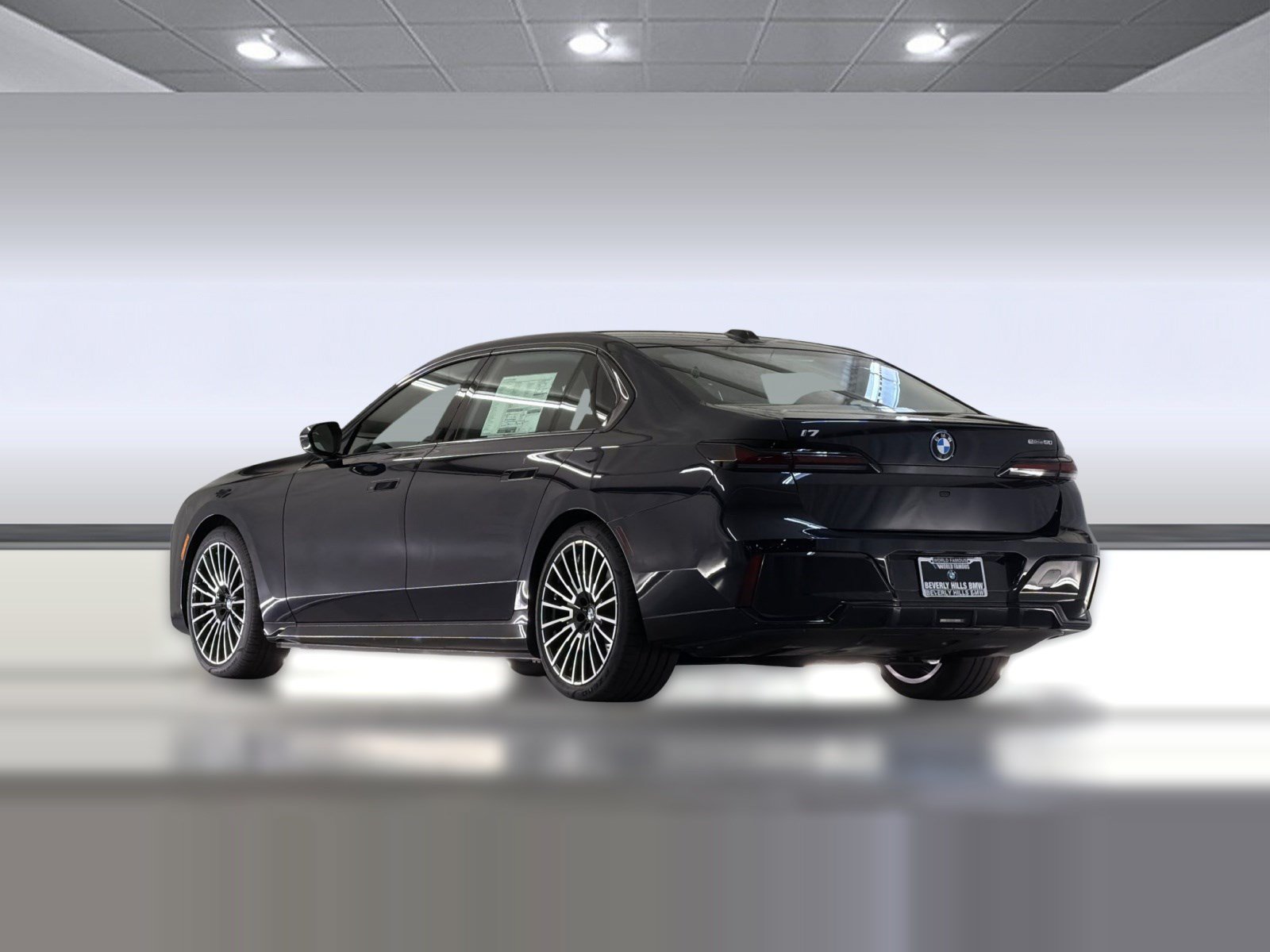 Used 2026 BMW i7 xDrive60 w/ M Sport Package RWD image 3