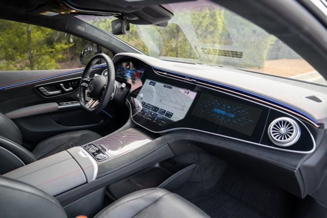 Used 2023 Mercedes-Benz EQS AMG 4MATIC w/ Trim Level Package image 22