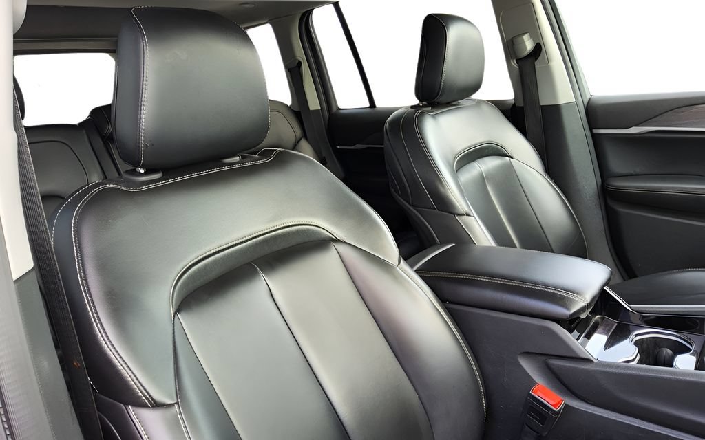 Used 2023 Jeep Grand Cherokee 4WD 4xe image 36