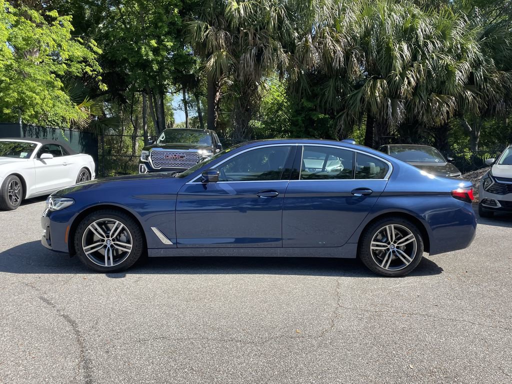 Used 2023 BMW 530i w/ Premium Package image 5