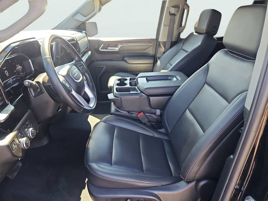 Certified 2025 GMC Sierra 1500 SLT AWD/4WD image 32