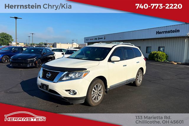 Used 2016 Nissan Pathfinder SL AWD/4WD image 4