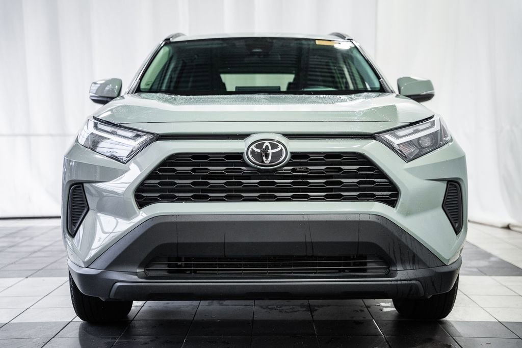 Used 2023 Toyota RAV4 XLE image 2