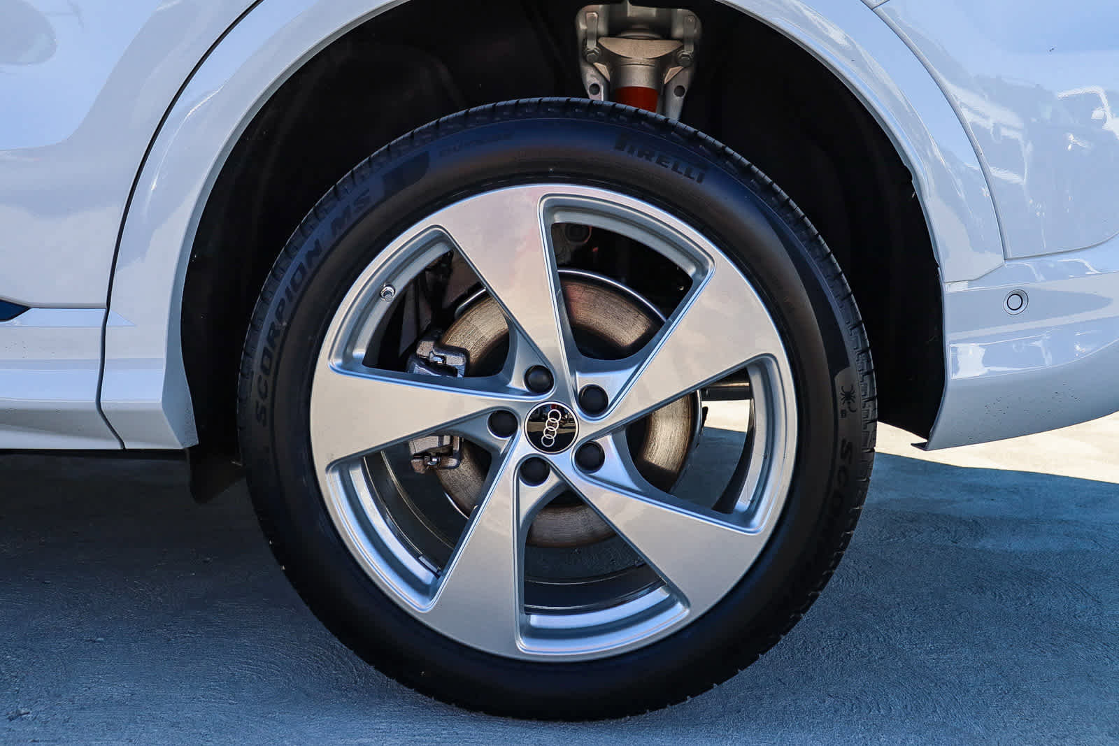 New 2025 Audi Q5 Premium Plus image 13