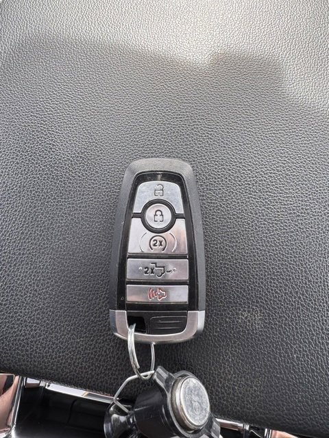 Used 2022 Ford F150 Lariat w/ Equipment Group 502A High image 35