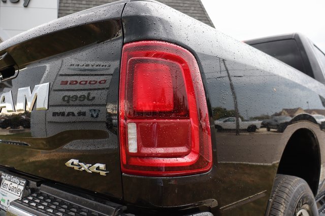 Used 2025 RAM 2500 Laramie image 40