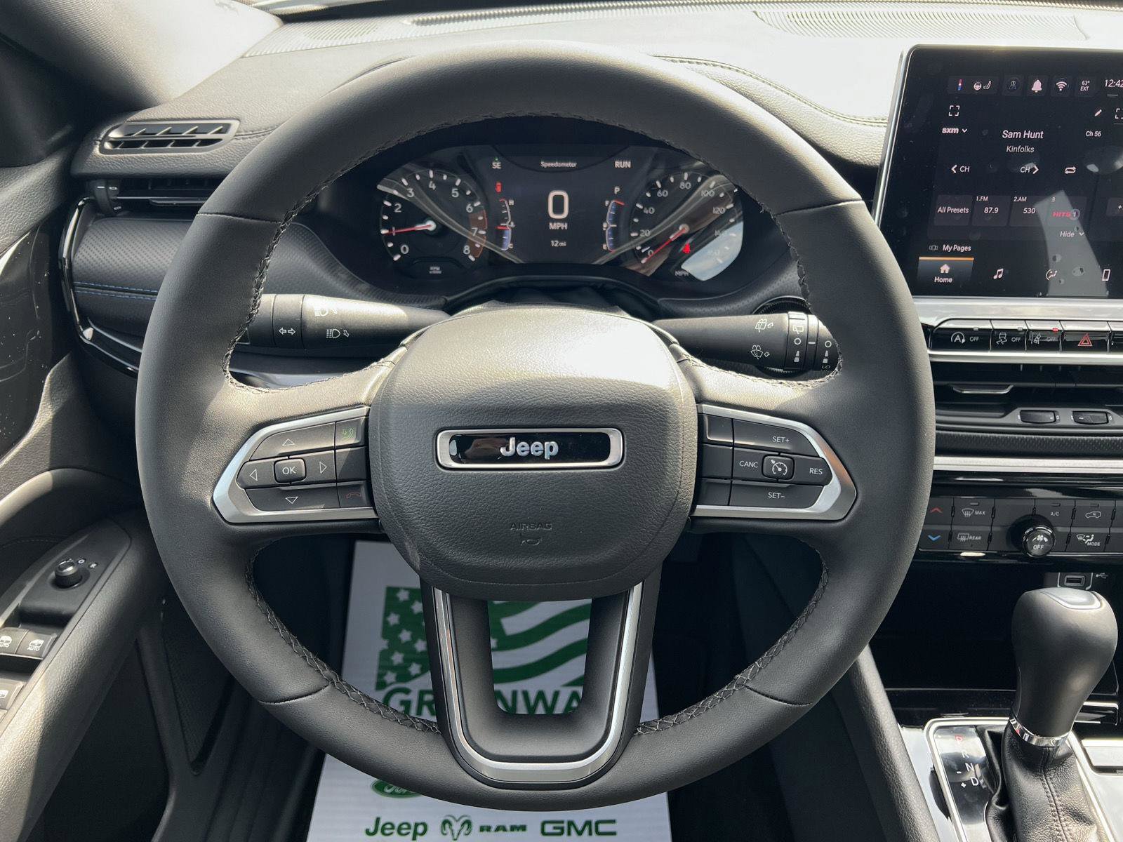 New 2026 Jeep Compass Latitude AWD/4WD image 20
