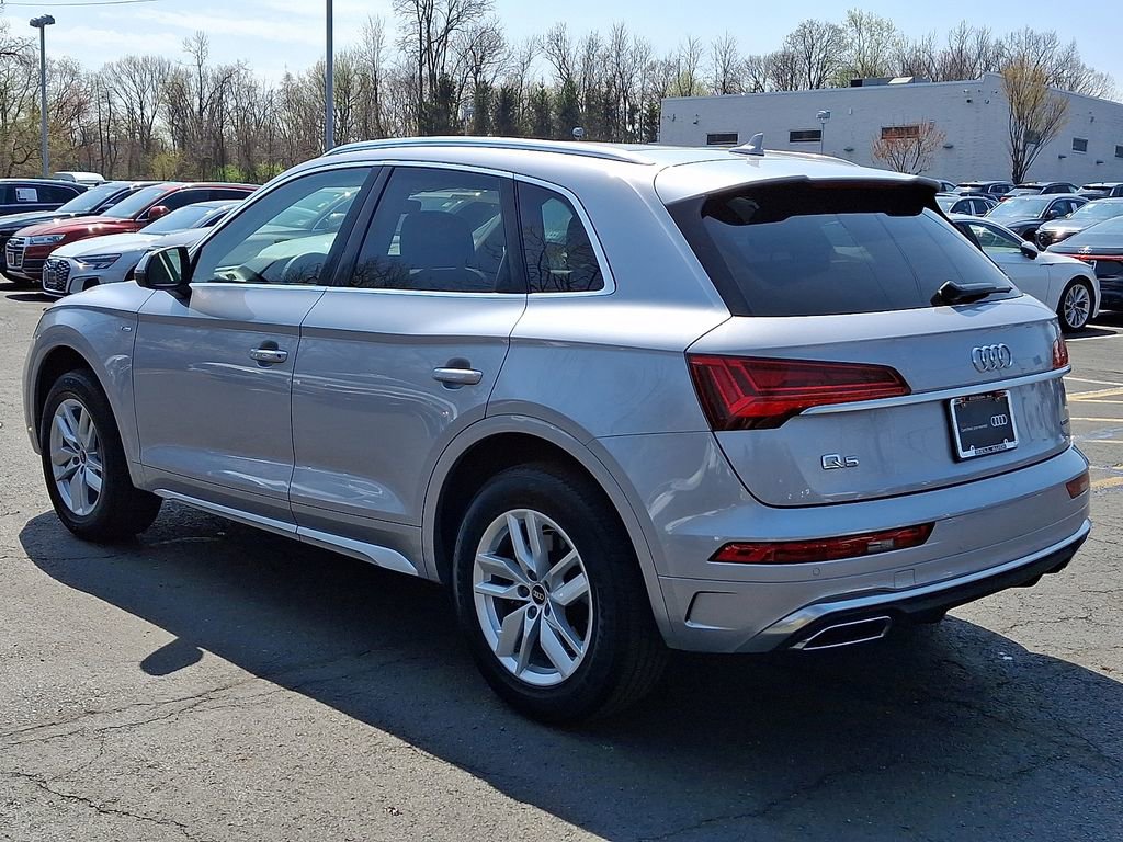Certified 2023 Audi Q5 2.0T Premium w/ Convenience Package AWD/4WD image 10
