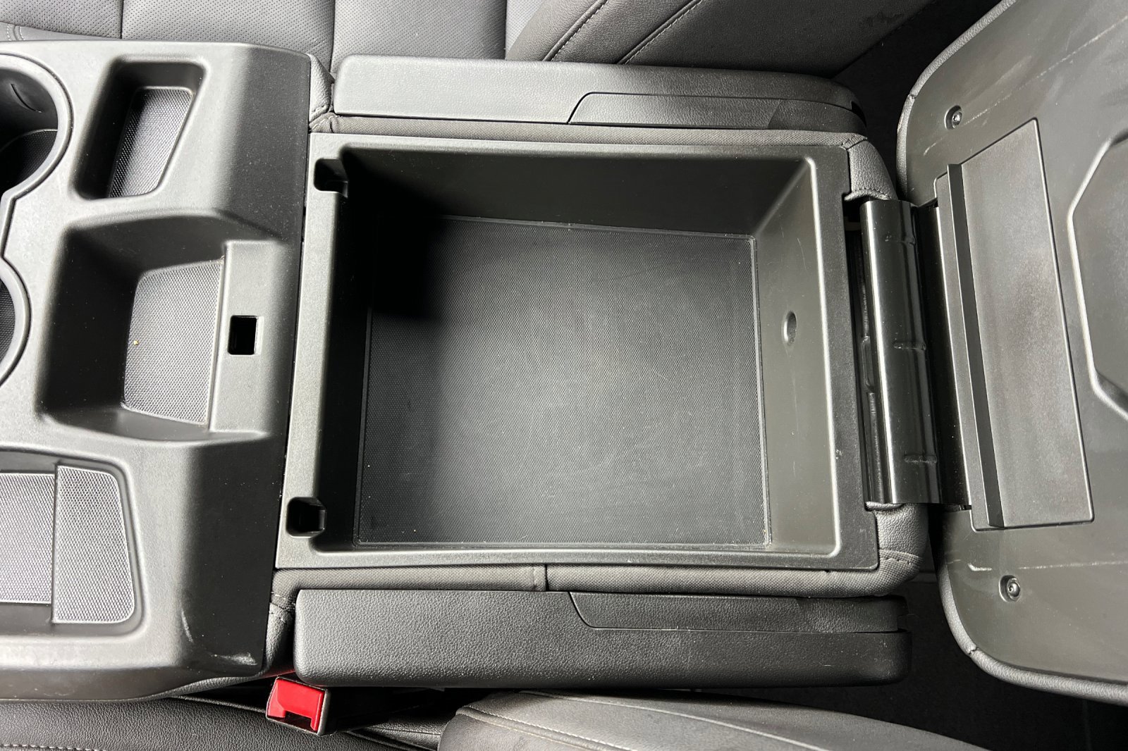 Used 2024 GMC Sierra 1500 SLT image 31