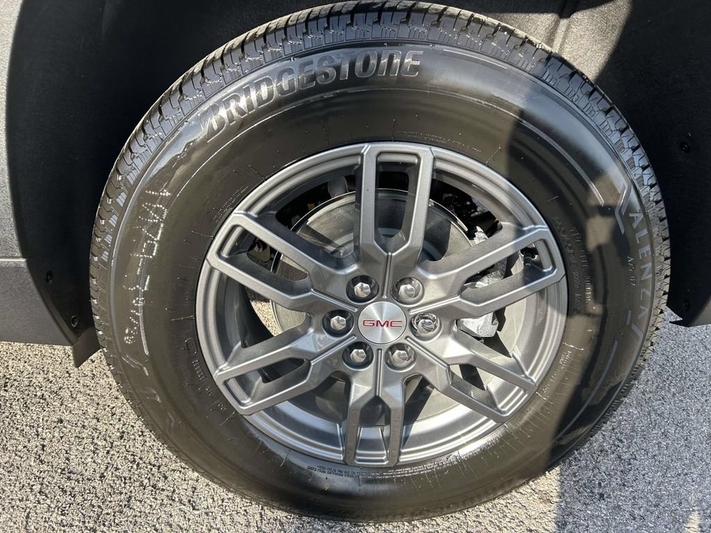 New 2027 GMC Acadia Elevation w/ LPO, Floor Liner Package FWD image 10