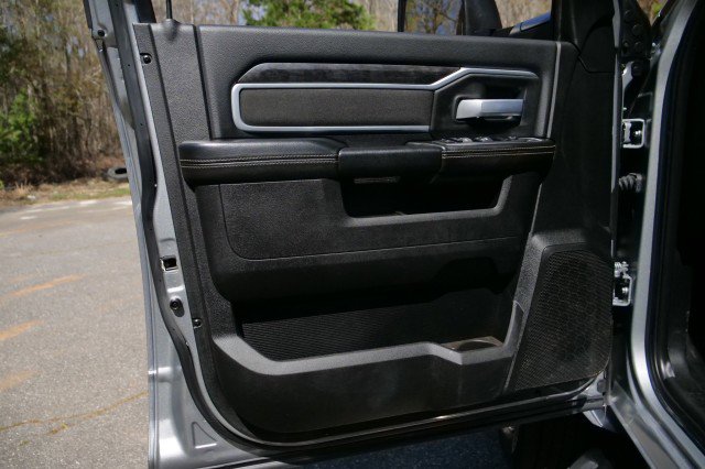 Used 2024 RAM 4500 SLT w/ Quick Order Package 2YG SLT image 24