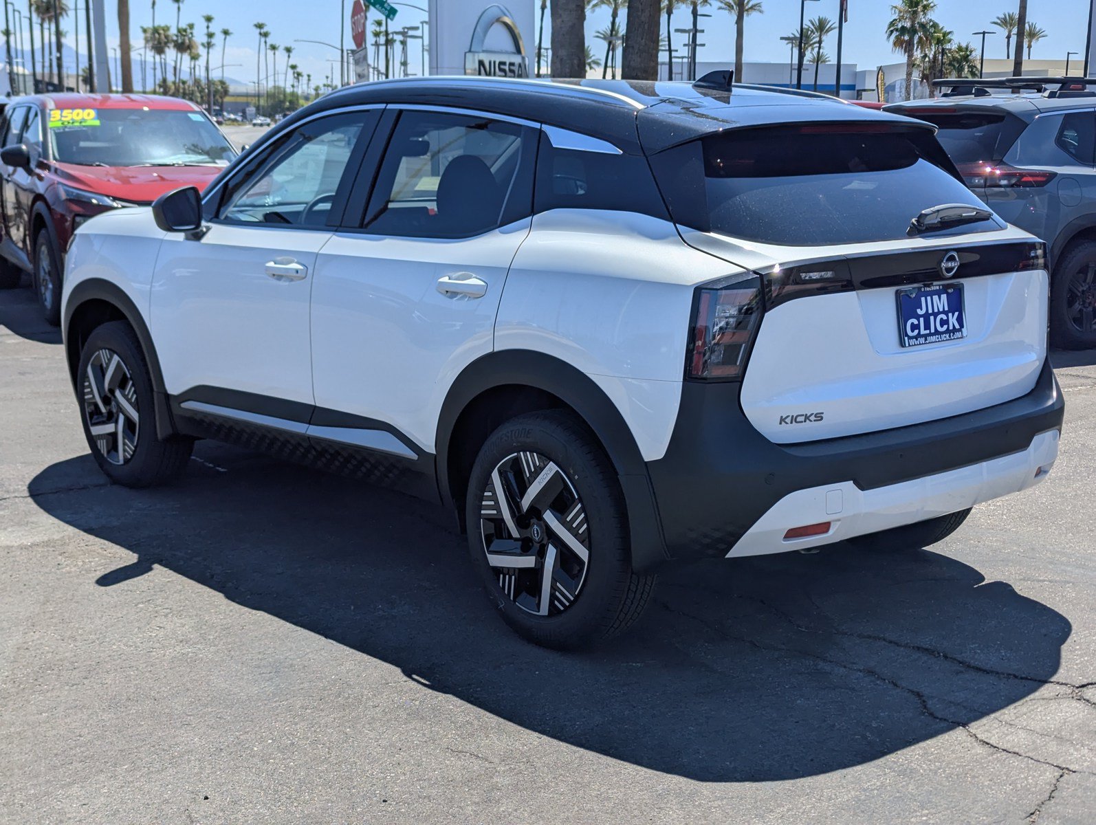 New 2026 Nissan Kicks SV w/ Interior Electronics Package FWD image 4