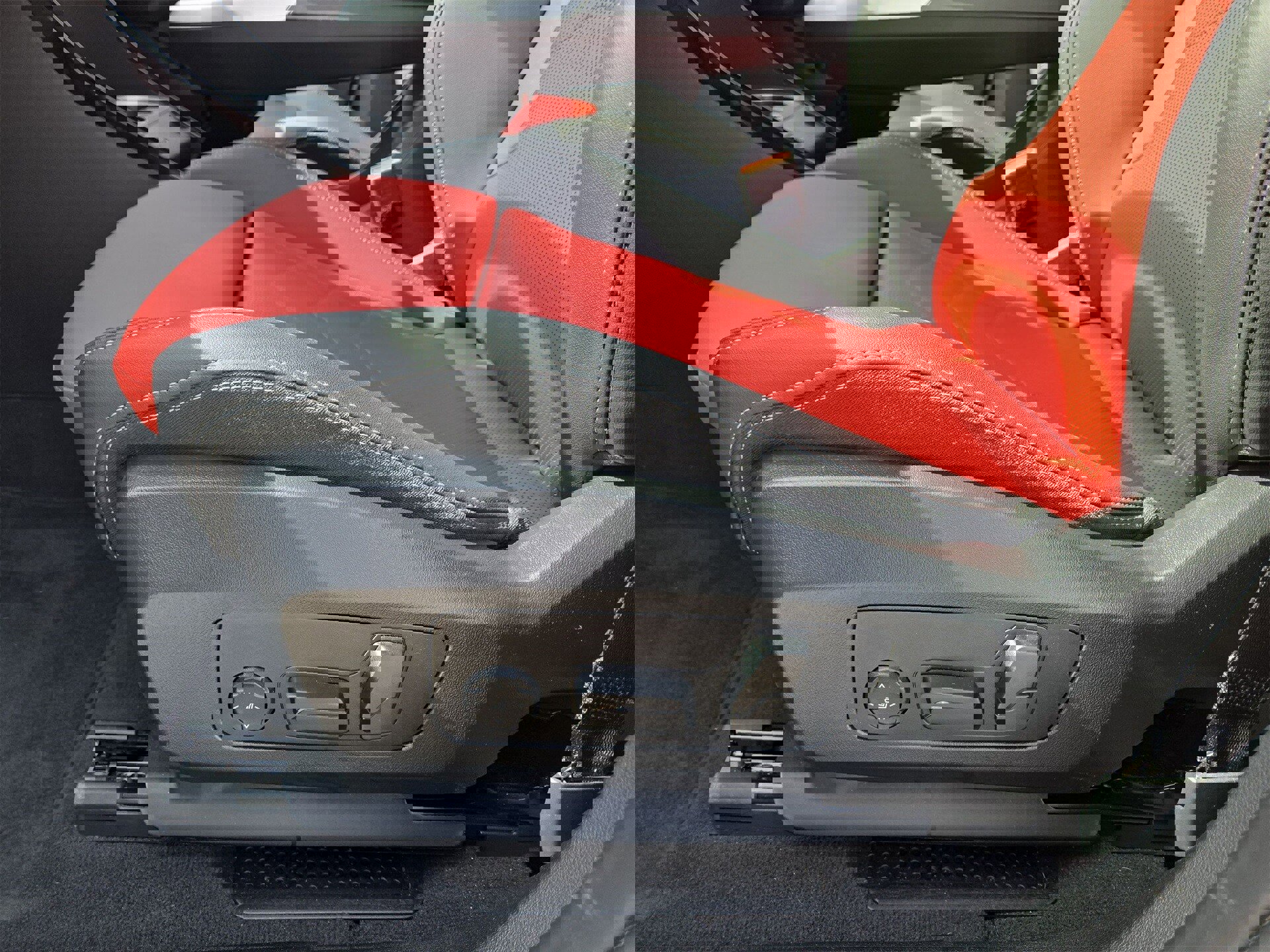 Used 2026 BMW X2 M35i image 17