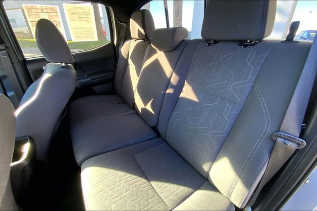 Used 2019 Toyota Tacoma TRD Off-Road image 25